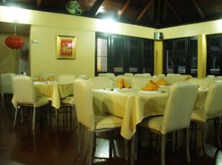 Restaurant Chino - Mets chinois delicieux a notre salle a manger interieure a la ville de Samana...
